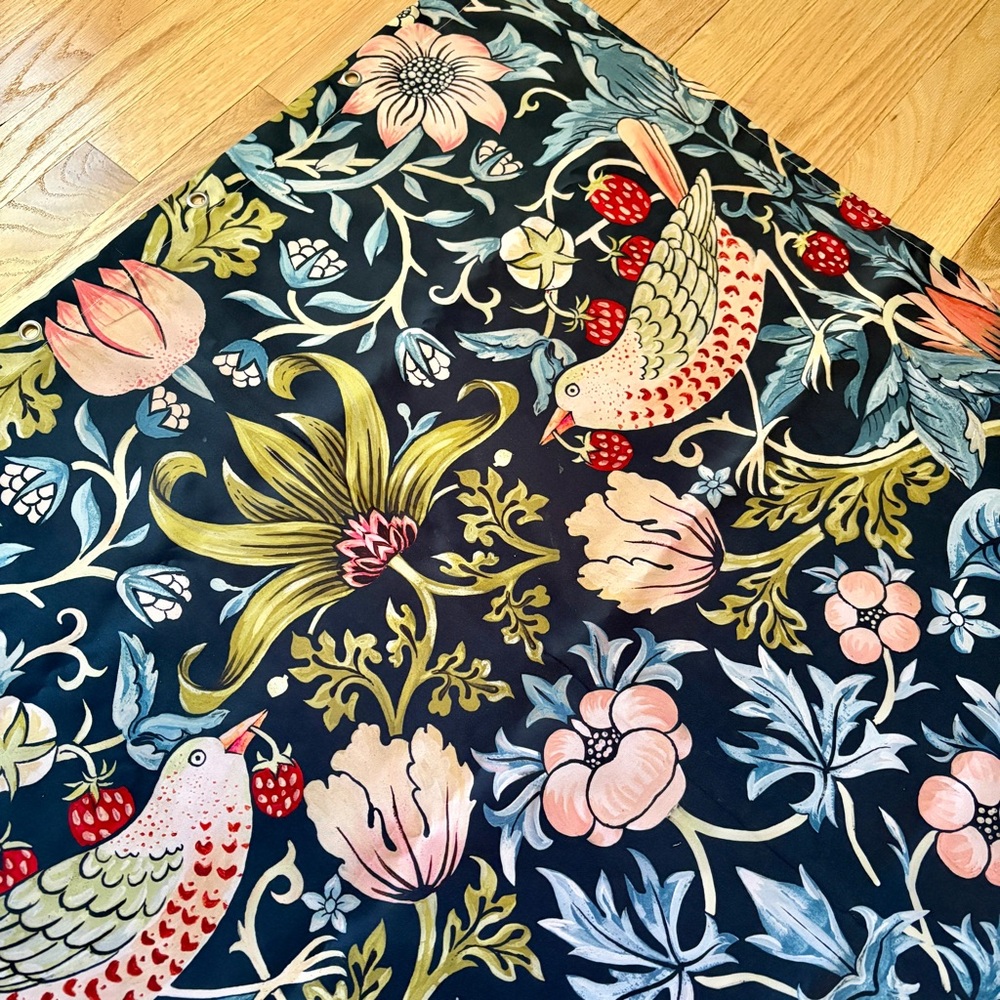 NEW 🍓 William Morris Strawberry Thief Shower Curtain